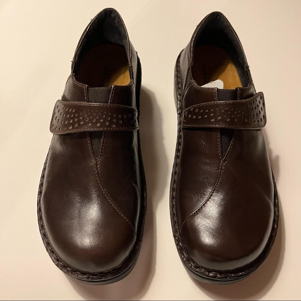 Naot Shanghai Walnut Leather Size 39
